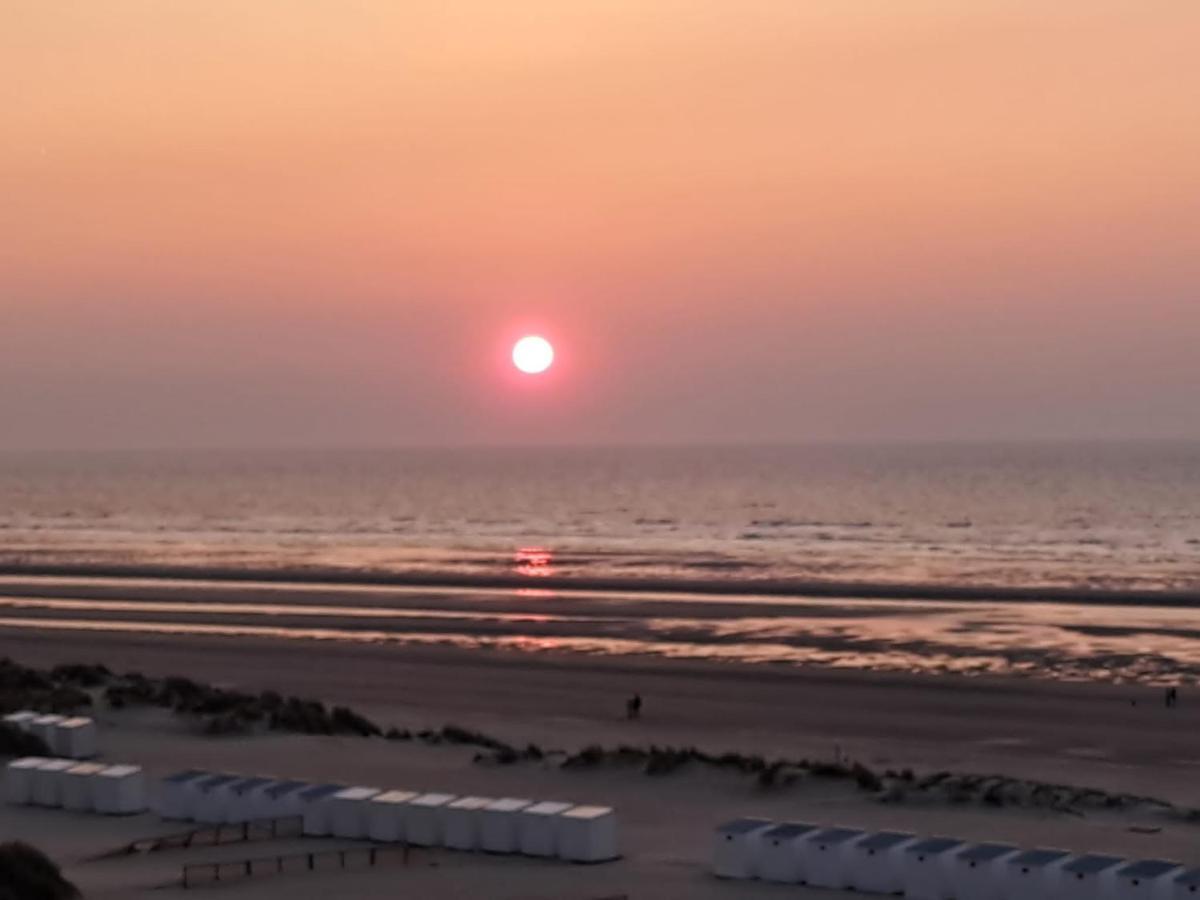 Zeezicht Vanop Het 6 De Verdiep Oostduinkerke Ngoại thất bức ảnh