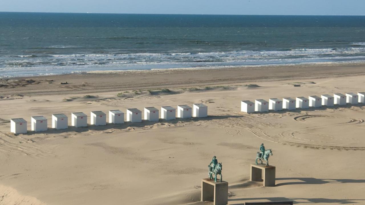 Zeezicht Vanop Het 6 De Verdiep Oostduinkerke Ngoại thất bức ảnh